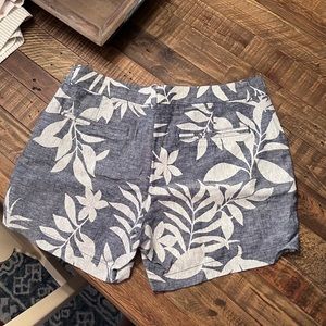 Cute thin Old Navy shorts